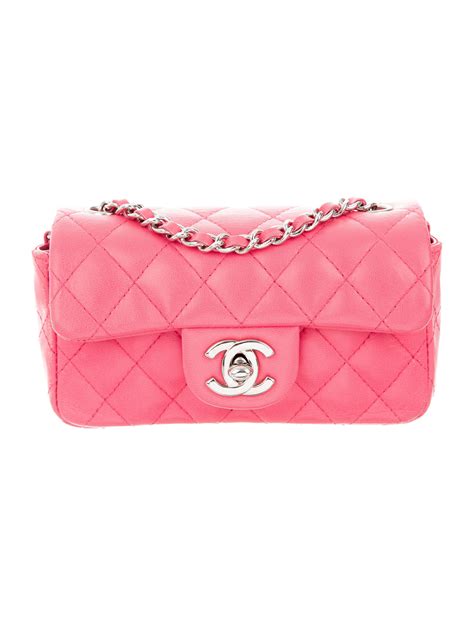 chanel classic flap bag pink